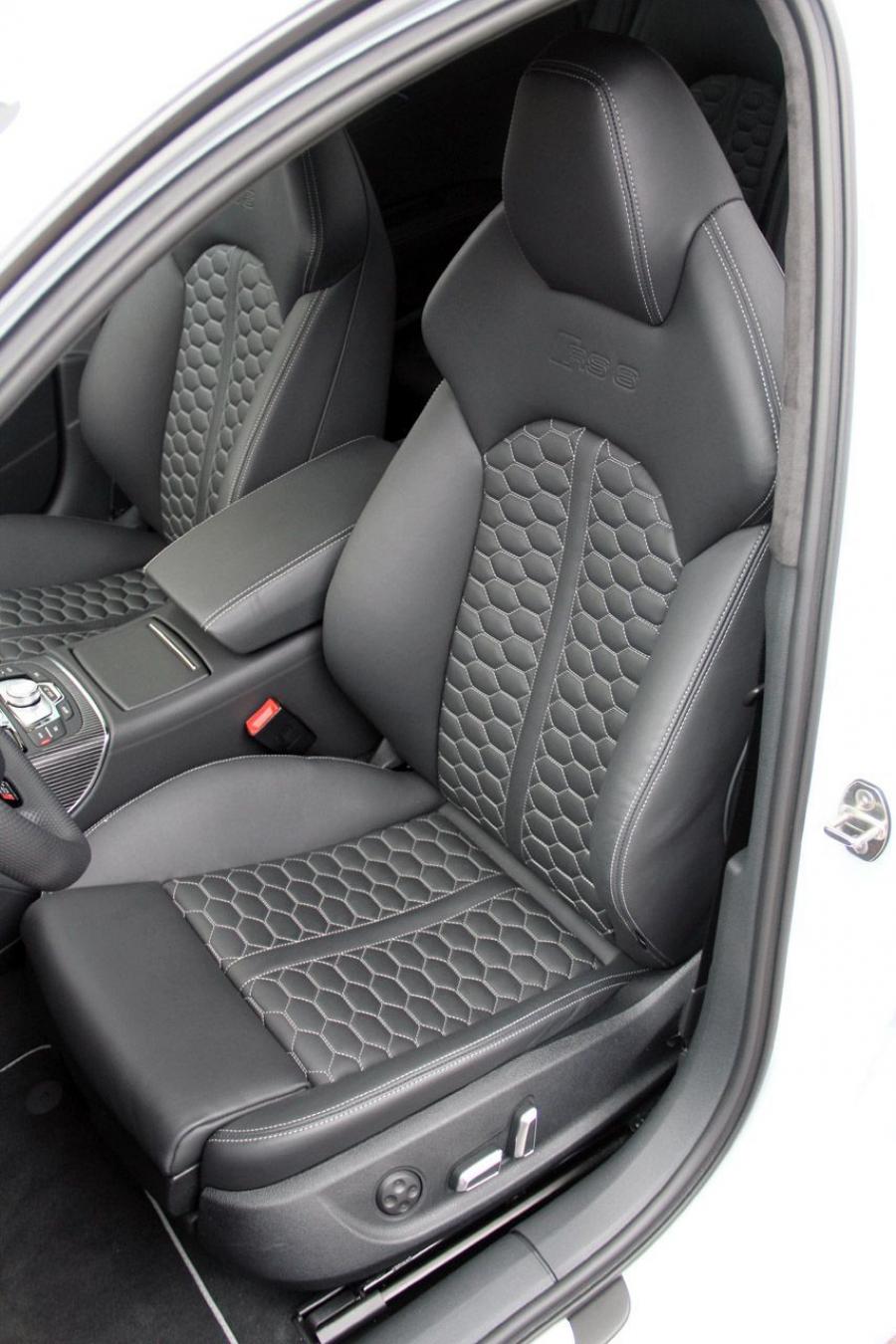 Интерьер Audi RS6 Avant (4G, C7) 2013 года  (WW) (фото 53 из 90)